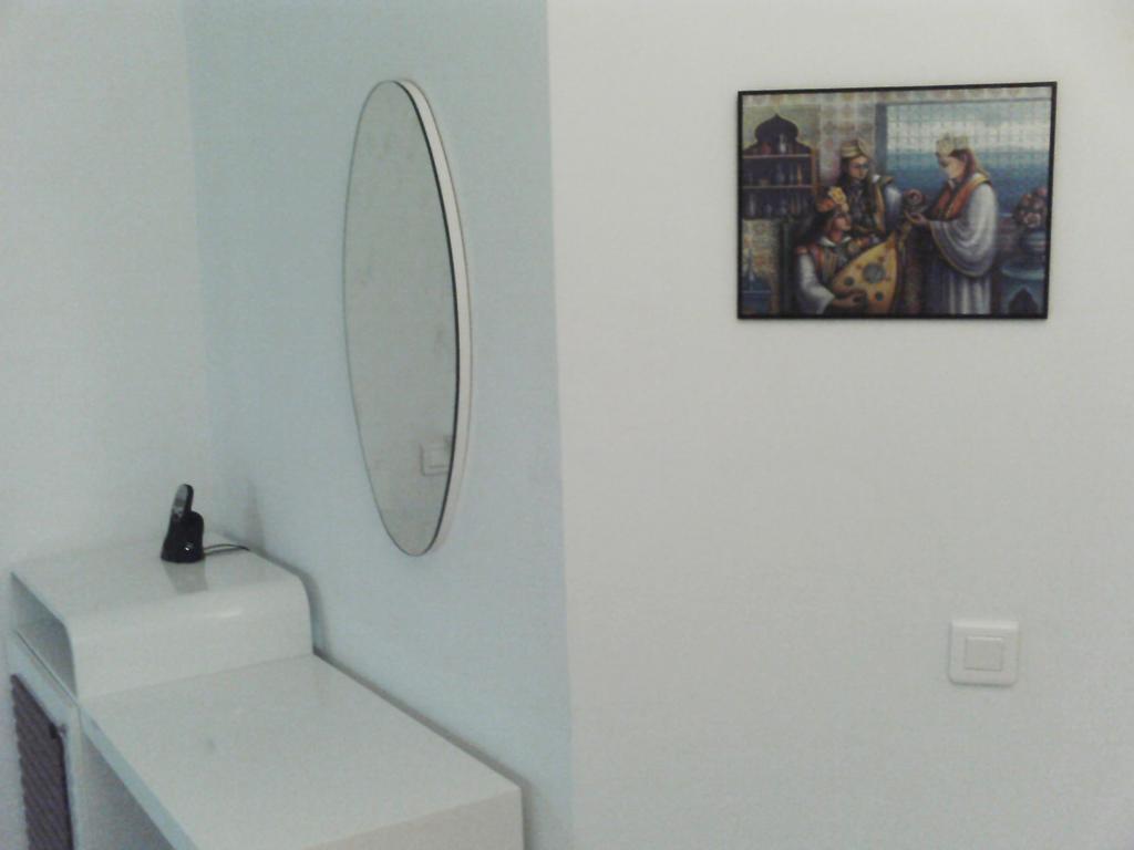 Happy House Ennasr Apartamento Ariana Exterior foto