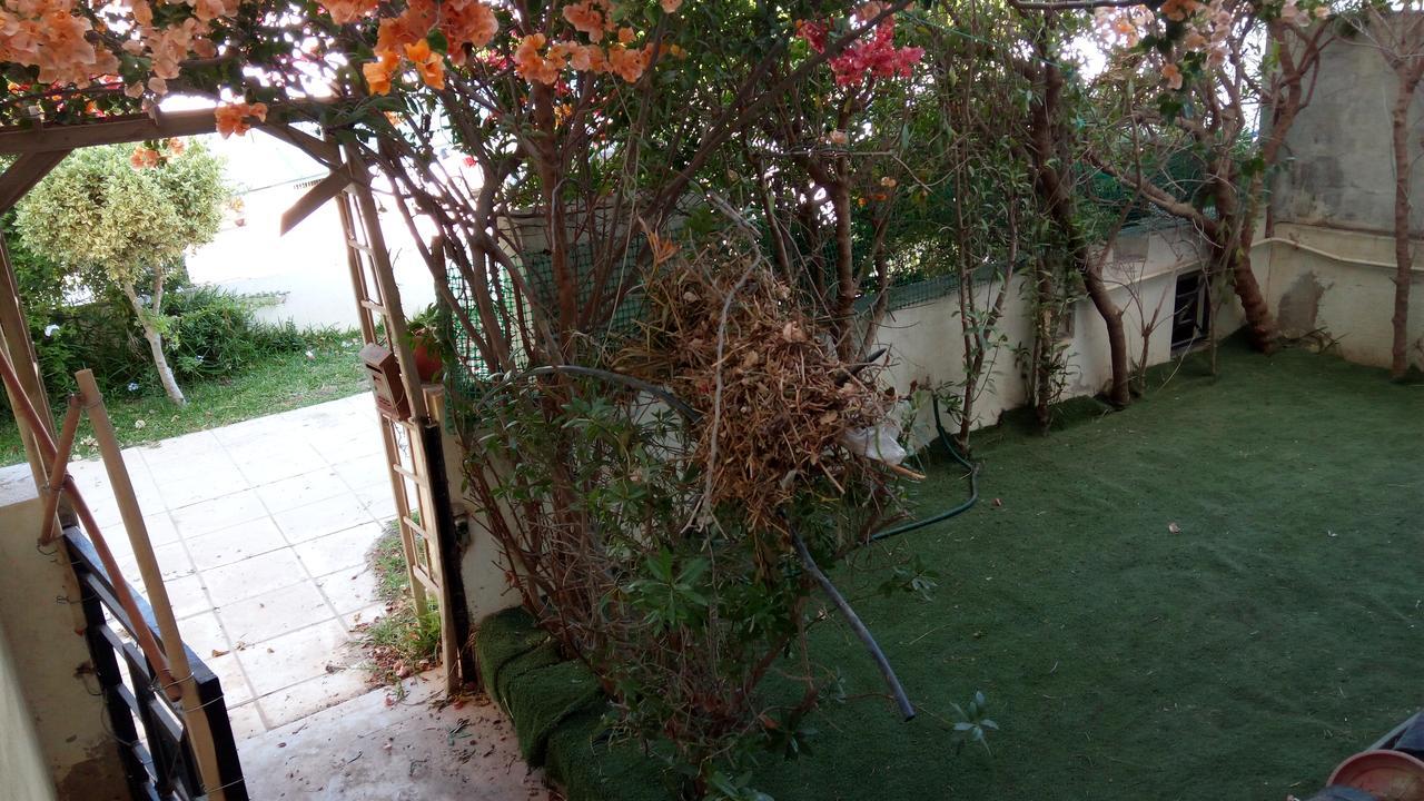 Happy House Ennasr Apartamento Ariana Exterior foto